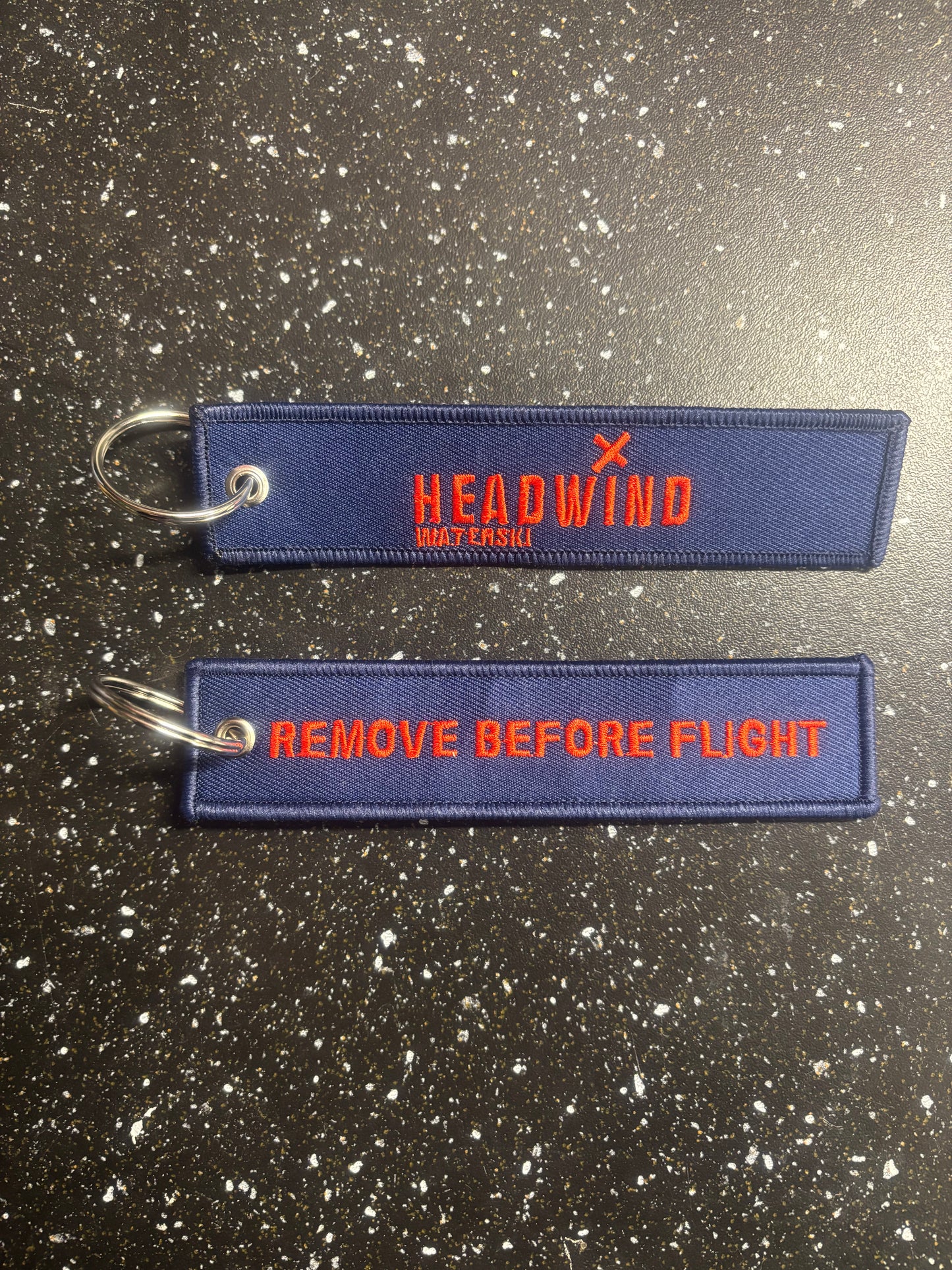 HEAD WIND KEYCHAIN