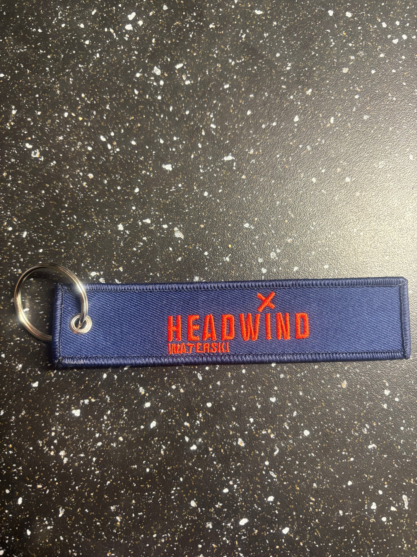 HEAD WIND KEYCHAIN